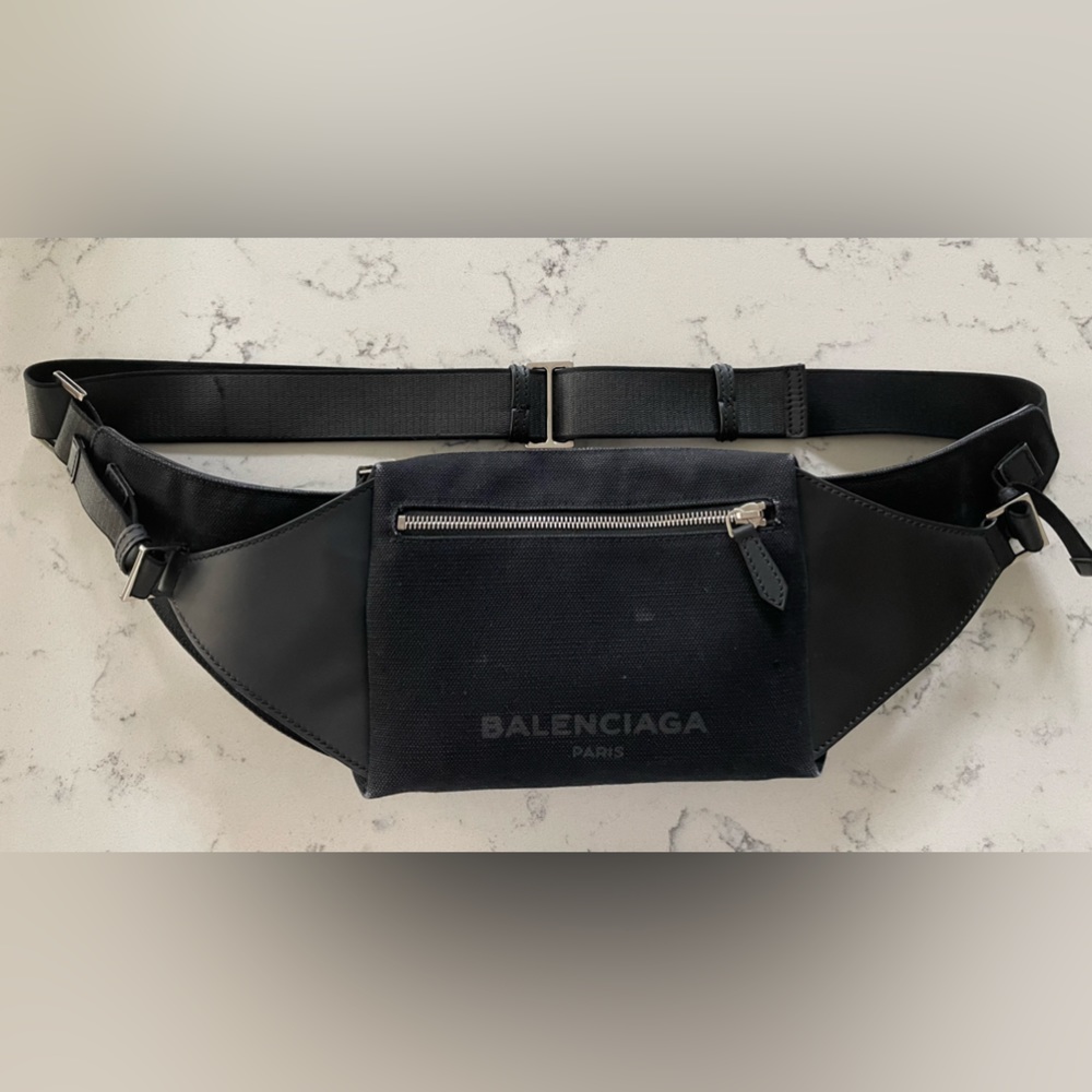 BALENCIAGA Crossbody